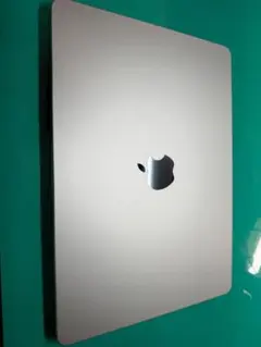 MacBookAirM2 16GB 512GB 美品充放電18回 最大容量97%