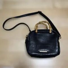黒ショルダーバッグ
