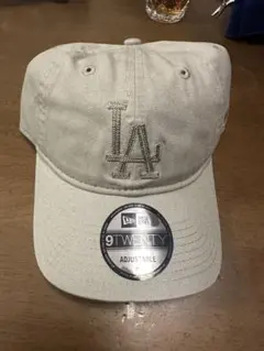 224　New Era 9TWENTY LA キャップ カーキ