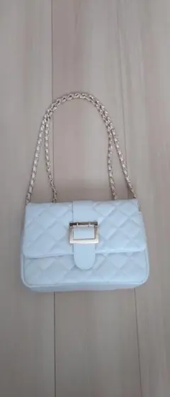 アベイル　チェーンバッグ新品
