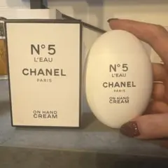 CHANEL N°5 ロー ハンドクリーム 50mlのサムネイル