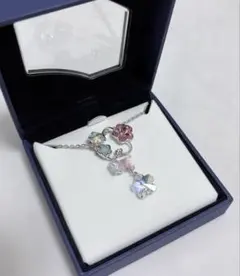 SWAROVSKI スワロフスキー ネックレス フラワー 未使用 箱付きのサムネイル