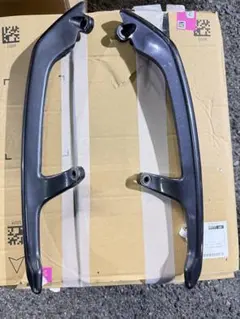 新品　シグナスX4型5型　カーボン調タンデムバーsed5j8j 新品 シグナスX4型5型 カーボン調タンデムバーsed5j8j - メルカリ
