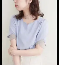 natural coutureチューリップスリーブスカラップネックブラウスのサムネイル