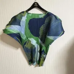 PLEATS PLEASE プリーツプリーズ  24AW PP43-JK681 METEORITE ｶｯﾄｿｰ 3 プリーツ プリーズ イッセイ ミヤケ“宇宙の鉱物”着想カラーのブルゾン