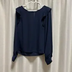 Chico ネイビー フリルブラウス 長袖