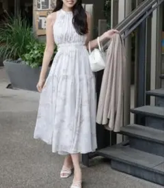 完売品】 rienda ホルターネックギャザーフレア OP 女神ワンピ - メルカリ