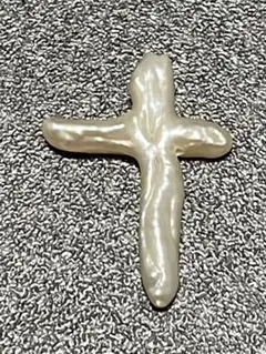 【存在感◎】淡水パール クロス型 1粒 バロックパール 天然　　通し穴あり