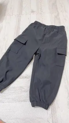 カーゴパンツ　95センチ　2-3y