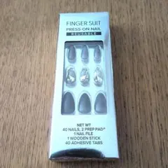【再利用可能】FINGER SUIT PRESS-ON NAIL 40枚入りのサムネイル
