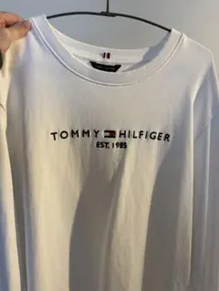 tommy ホワイト　スウェット