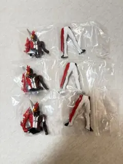 仮面ライダー HGレジェンドライダー　セイバー✖️3