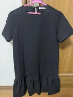 SNIDEL ブラック 半袖ミニワンピース