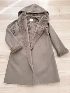 美品　フード付きベージュロングコート