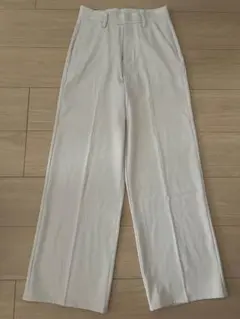 GRL センタープレスストレートパンツ