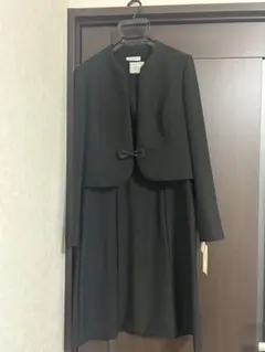 礼服　喪ブラックフォーマル　ワンピース　新品　13AR