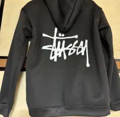 【※人気】stussy ステューシー★アーチ刺繍ロゴ スウェットパーカー 黒 L 人気】stussy ステューシー☆アーチ刺繍ロゴ スウェットパーカー 黒 s