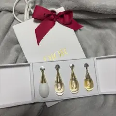 Dior J'adore ミニチュア香水 4本セットのサムネイル