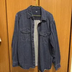 UNIQLO ダークブルー デニムシャツ 100%綿