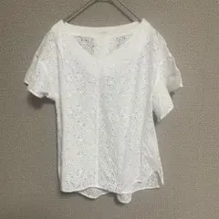 [美品] テチチレディースブラウス　フリーサイズ　ホワイト　総柄