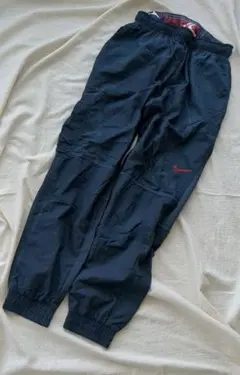 NIKE ナイキ　ナイロン　パンツ
