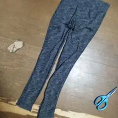 GU グレー スパッツ