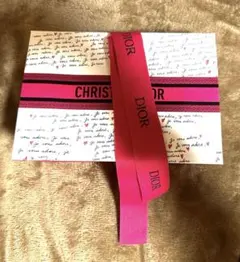 【DIOR】クラッチ型ギフトボックス　バレンタイン　2026