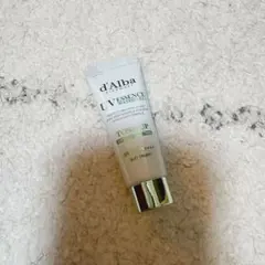 d'Alba ダルバ　トーンアップサンクリーム（グリーン）10ml ミニサイズ