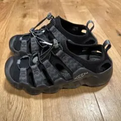 【KEEN】新品・未使用　HYPERPORT H2 ブラック/グレー25.5cm