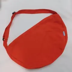 EEEOMU 半月型斜めかけバッグ オレンジ