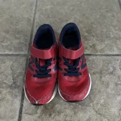 ニューバランス　男の子　１９センチ