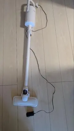 コードレス掃除機 ホワイト 充電器付き