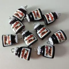 Item thumbnail for item dd26aee9-cb6e-4be3-98f2-081f44f3b10e