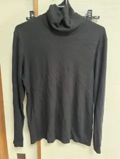 HEATTECH 黒 タートルネック 長袖Tシャツ