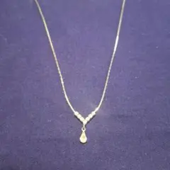 V字型ネックレス