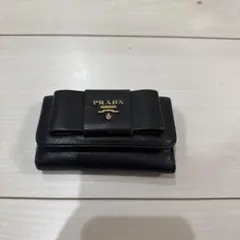 PRADA ブラック 三つ折りキーケース