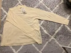 新品タグ付き　UNIQLO エクストラファインメリノ ハイネックセーター M