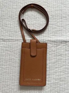 MARC JACOBS　スマホショルダー