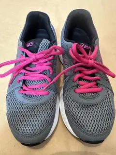 asics グレー ピンク スニーカー 22.5cm