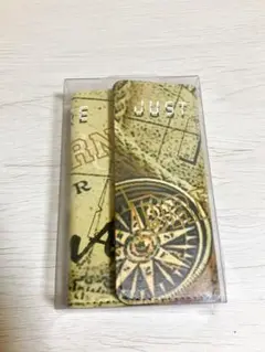 新品♥️地図柄キーホルダーケース