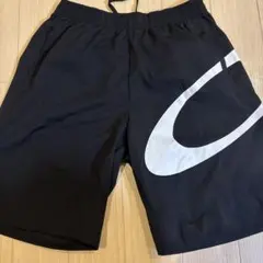 Oakley パフォーマンスフィット ショートパンツ 日本XL 黒