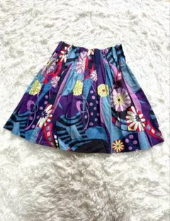 ボヘミアンズ 花柄 スカート 総柄 フレア 綿 1 M相当 膝丈 個性的 古着のサムネイル