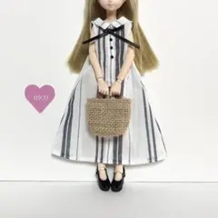No.4408ハンドメイド22cmドール服 2点セット（ピアス付き） - メルカリ
