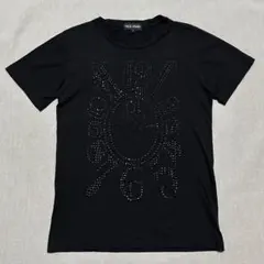 スタッズ装飾 クロスガン Vネック Tシャツ ブラック - メルカリ