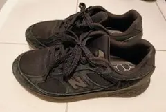 ニューバランス スニーカー