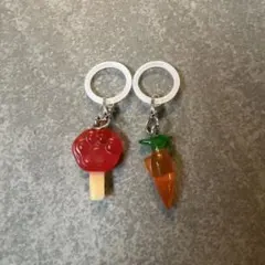 ズートピア　アイスキャンディーと人参のキーホルダー