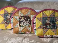 パッチワークキルトのポーチ