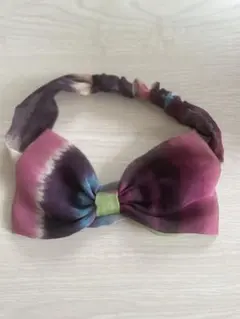 色合いがオシャレな大きめリボンカチューシャ