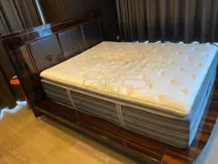 定価100万越 シモンズ 最高峰 リュクス クイーン＋フレーム訳有