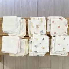 アカチャンホンポ　ガーゼハンカチ　18枚セット　沐浴タオル